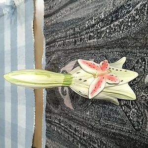 2004HH Ceramic Tiger Lily Dinner Bell Retired